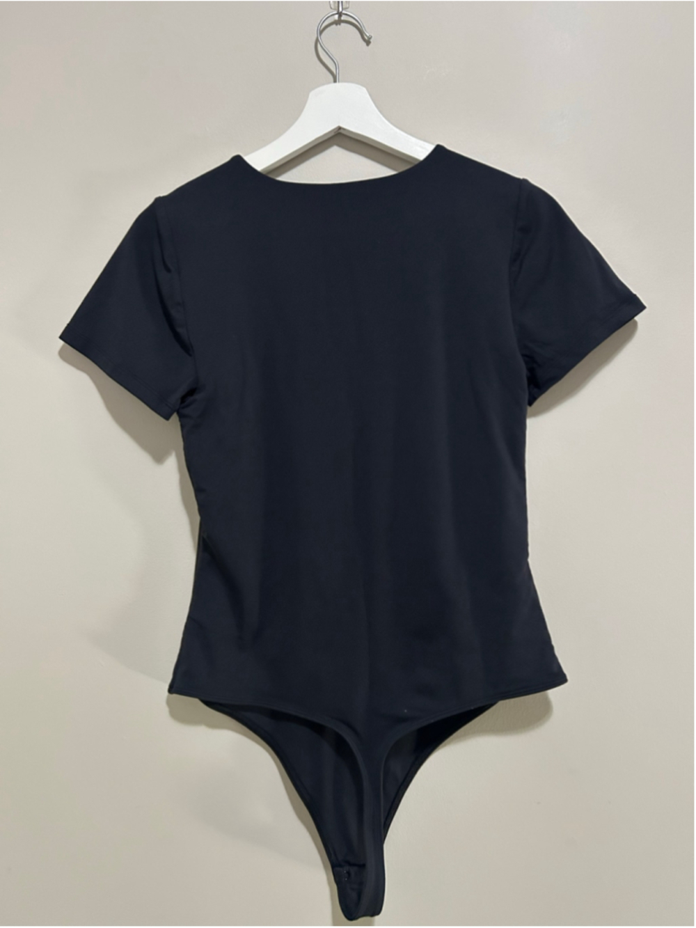 Women's Babaton Black Short Sleeve Bodysuit Size L - Picture 4 of 7